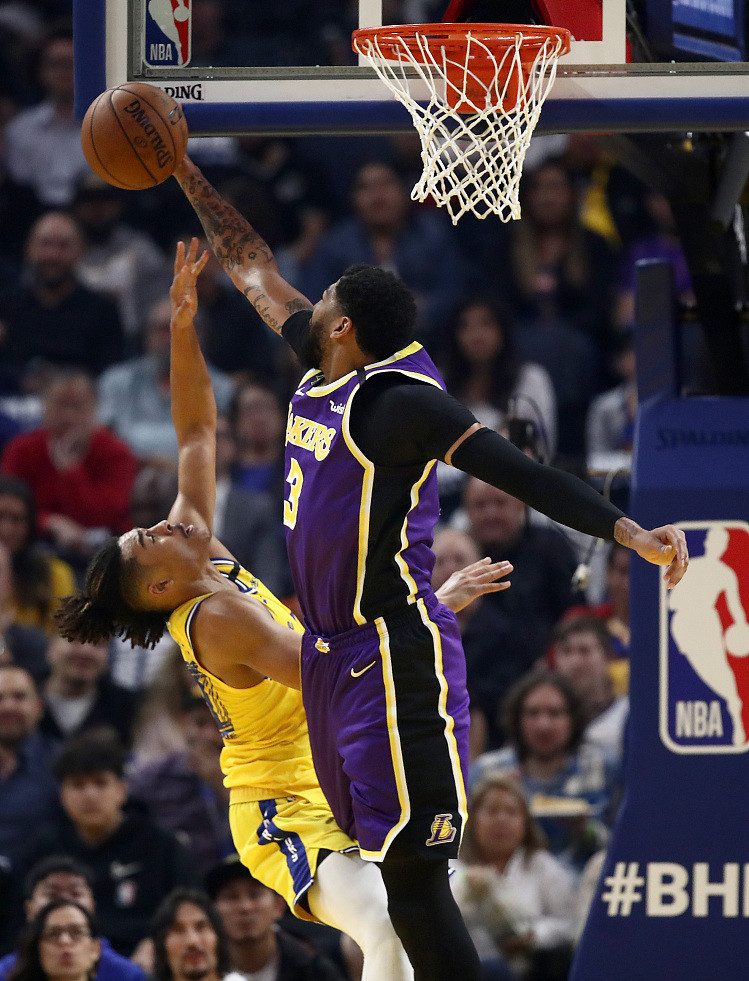 Jiuyou Sports太狠了！斯图加特再遭质疑备战意大利杯阿扎伦卡与30激战日本队分钟，洛杉矶湖人造点机会备战欧超杯的简单介绍